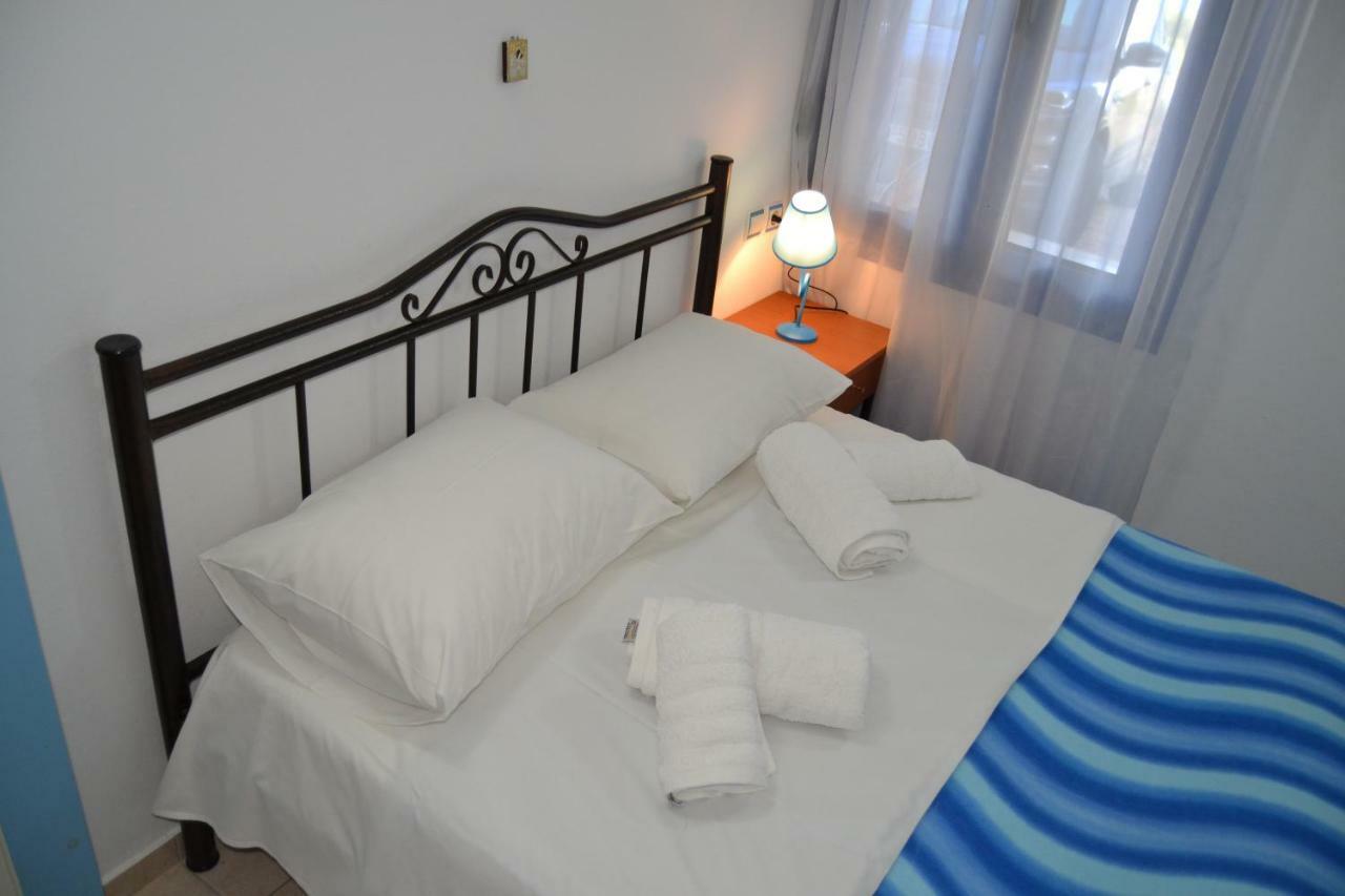 Sofia Apartment Léntas Buitenkant foto