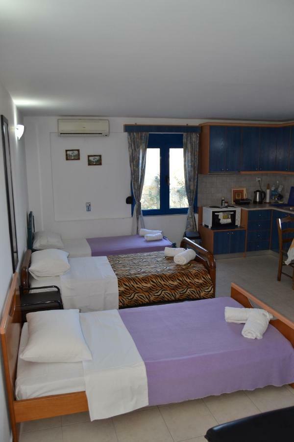 Sofia Apartment Léntas Buitenkant foto